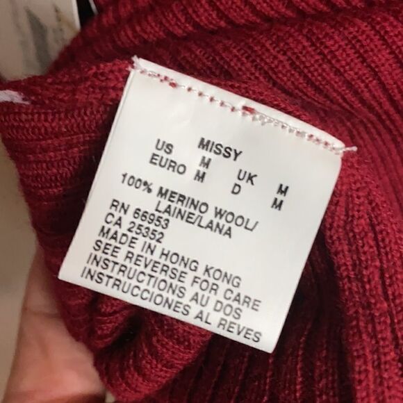 Theo Miles | Vintage 100% Merino Wool Sweater Vest - Picture 7 of 8